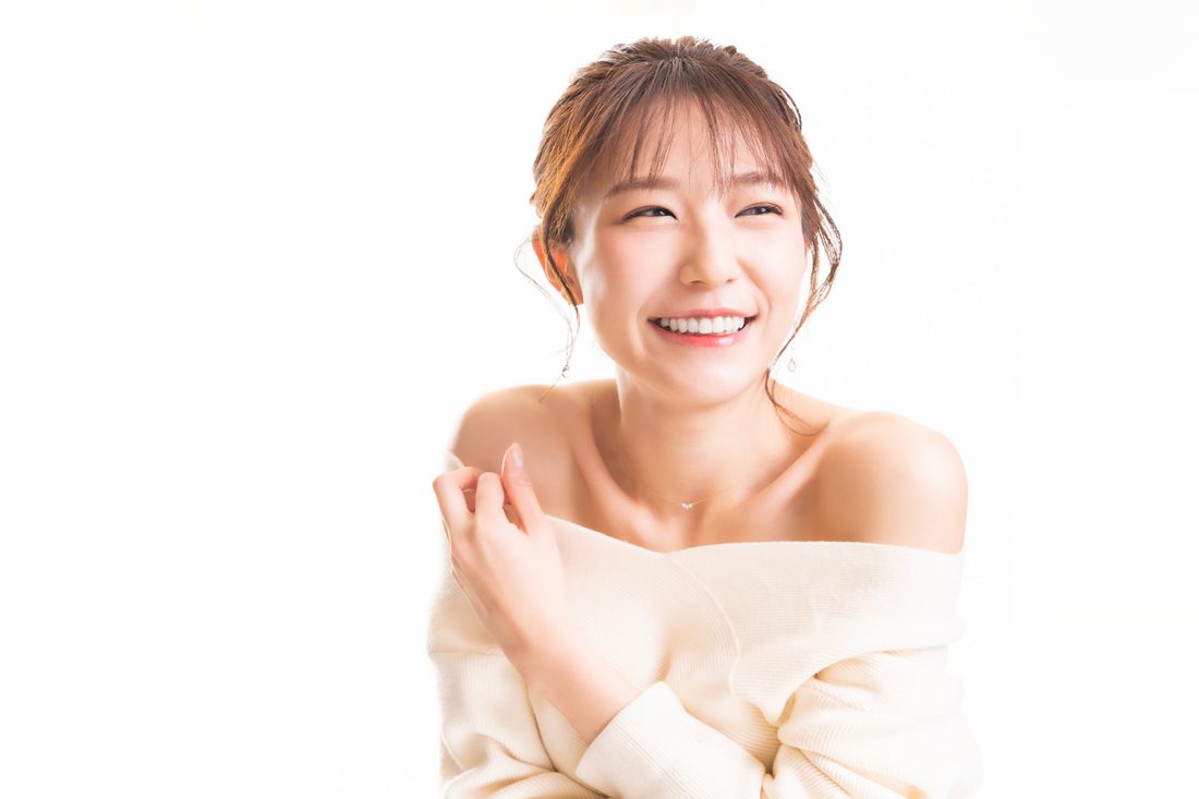 安心した表情の女性